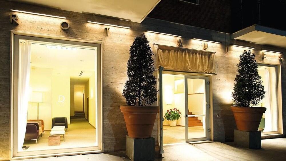 Rota Suites Sorrento Exterior foto